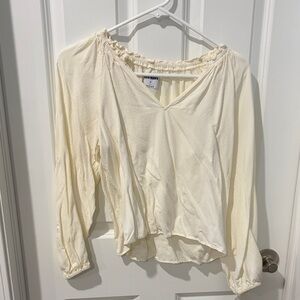 Old Navy Cream Long Sleeve Blouse